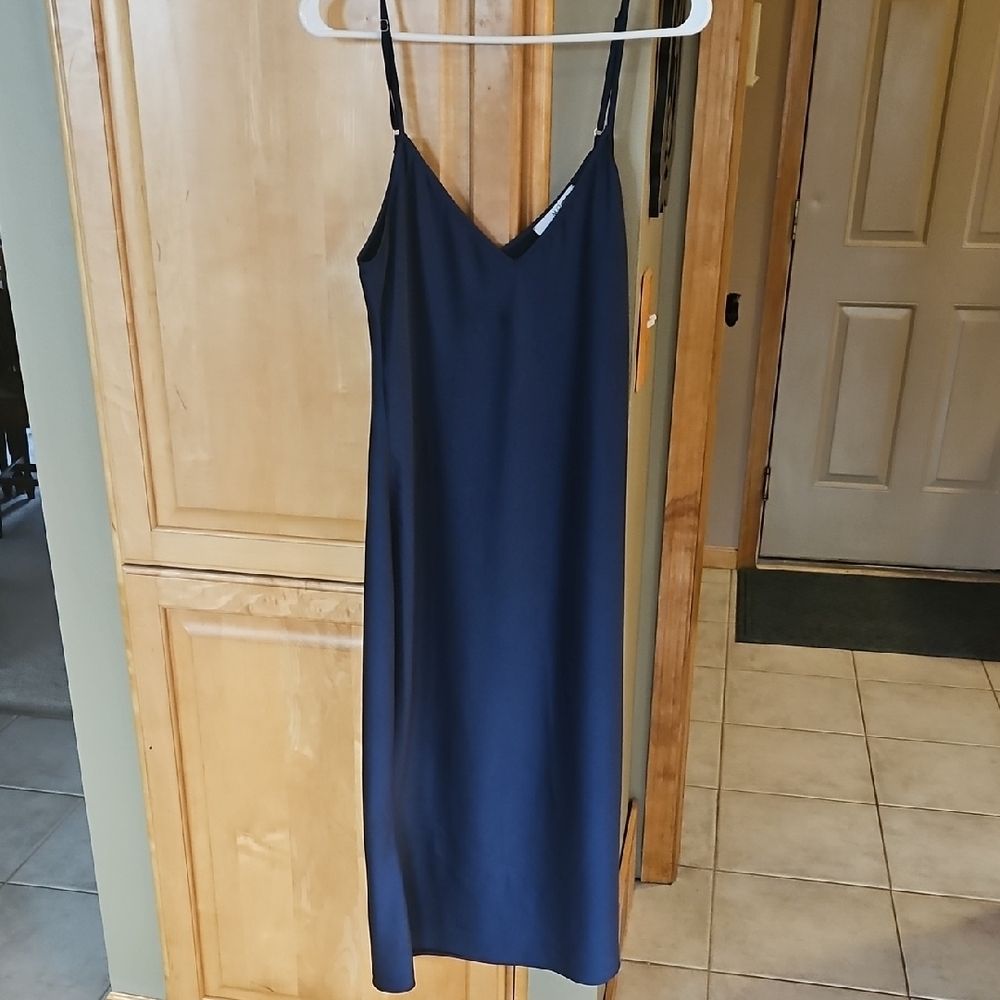 Elegant Navy Blue Slip Dress. Silk, EUC.